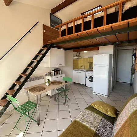 Apartment Joli Duplex Avec Vue Sur Mer, 2 Ou 3 Couchages, Clim, 50m De La De Lxcrab8 *